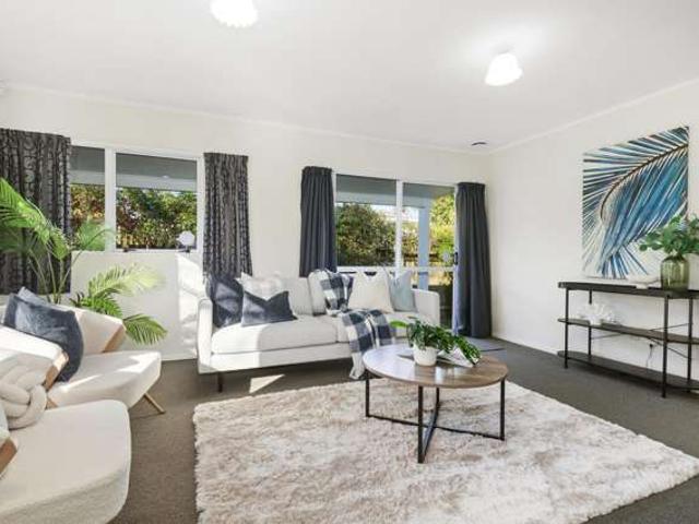 House for sale in Days Bay, Wellington