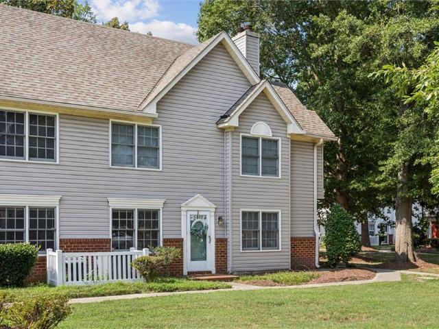 Condo for sale in Hampton