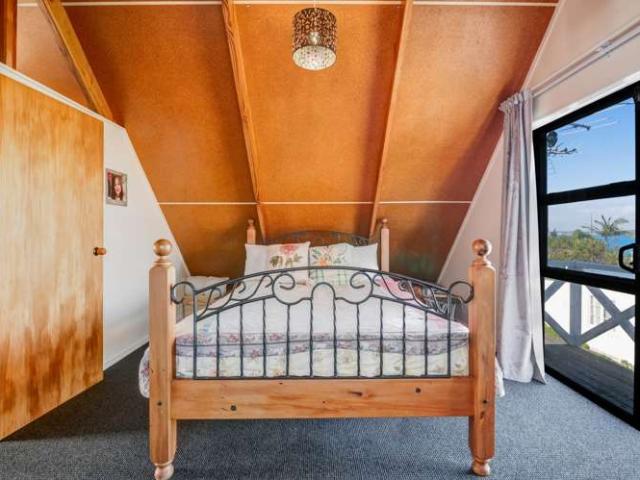 House for sale in Whangaparaoa