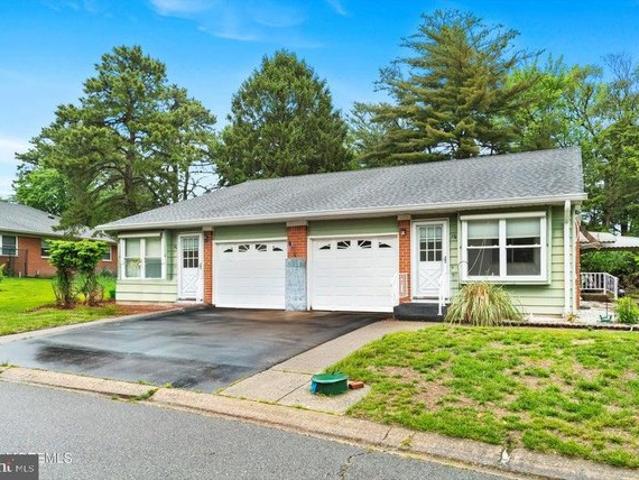 Condo for sale in Whiting, New Jersey