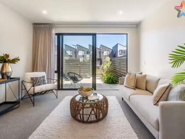 House for sale in Days Bay, Wellington