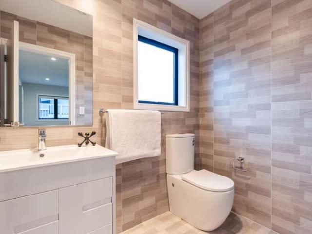 House for sale in Lynfield