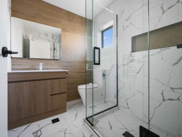 Townhouse for sale in Kelston