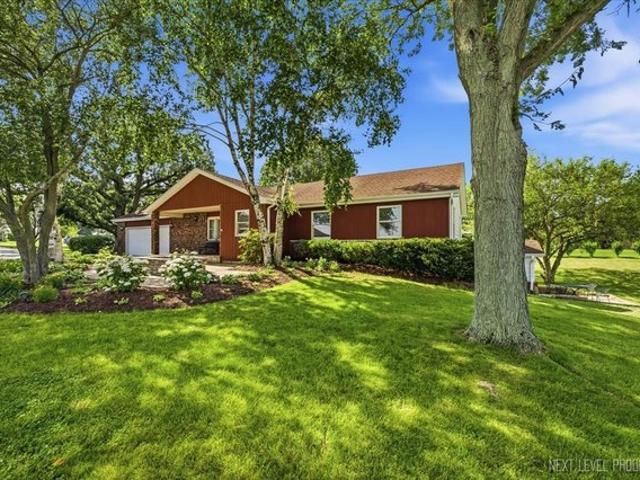 House for sale in Hampshire, Illinois