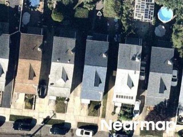 House for sale in Queens, Arverne