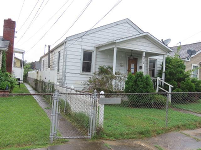 House for sale in Dunbar, West Virginia