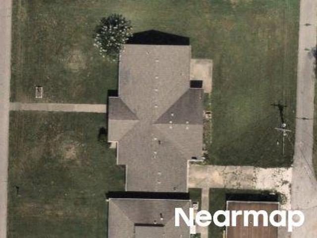 House for sale in Lawrenceville, Illinois