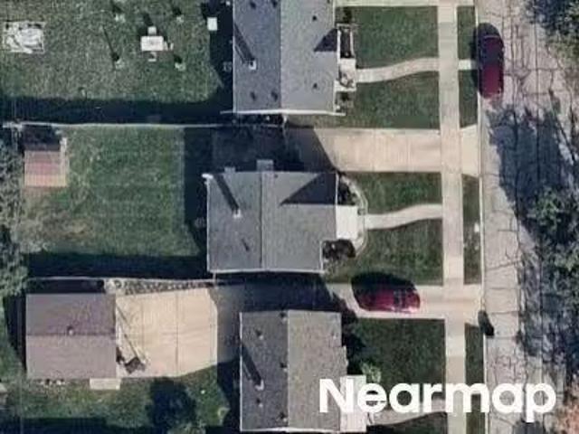 House for sale in Lincoln Park