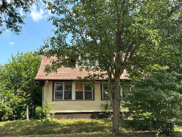 House for sale in Linn, Iowa