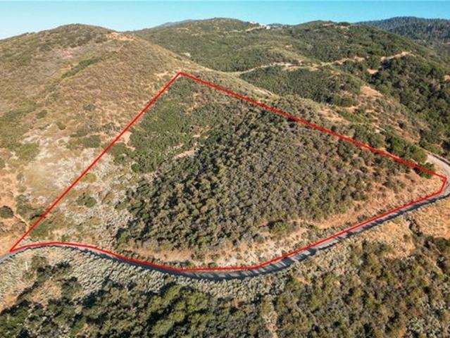 Land for sale in Tehachapi, California