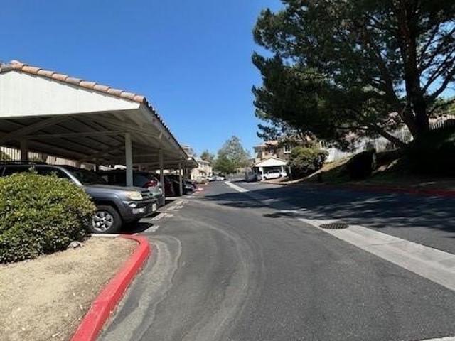 Townhouse for sale in Canyon Country, California