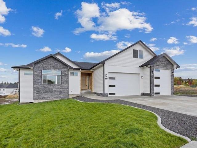 House for sale in Greenacres, Washington