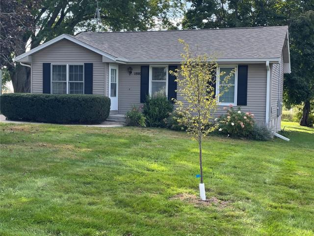 House for sale in Grinnell, Poweshiek County