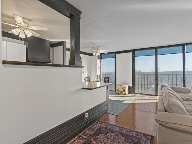 Condo for sale in East Moline, Illinois
