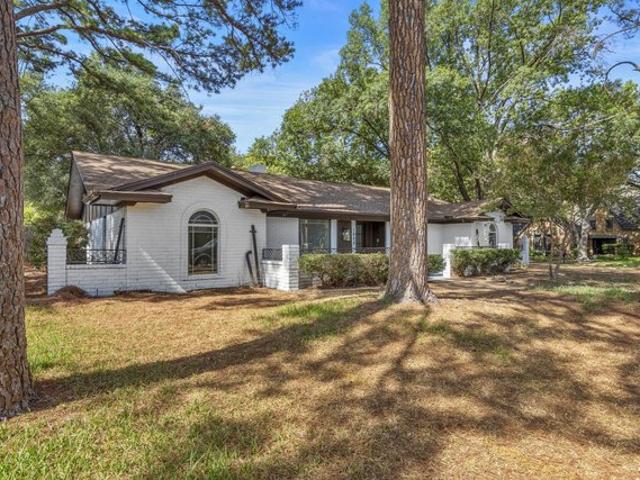 House for sale in Arlington, Texas
