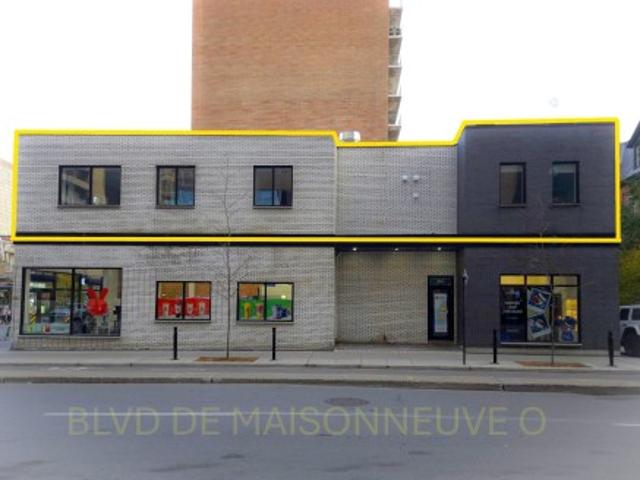 Commercial for rent in St. Leonard's, Quebec