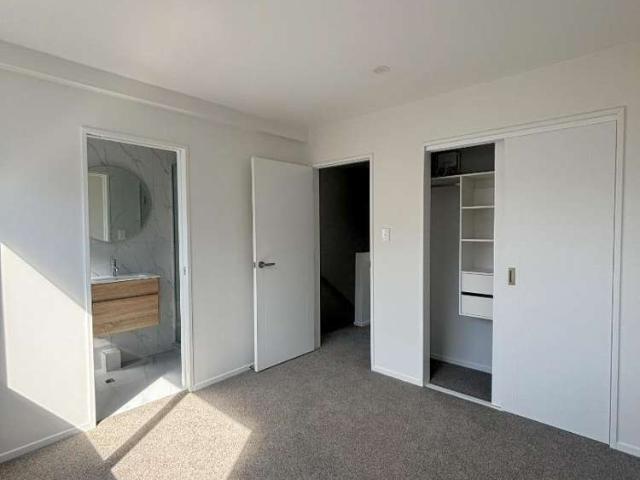 Townhouse for rent in Howick