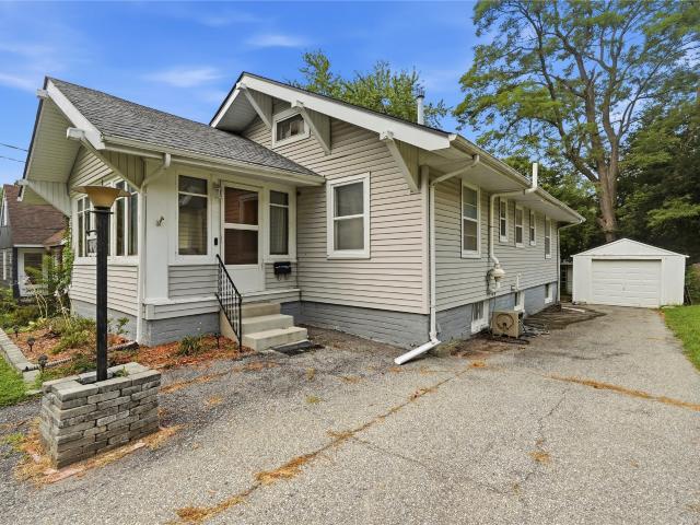 House for sale in Des Moines, Iowa