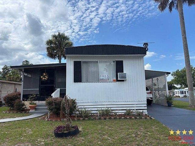 House for sale in Orange City, Florida