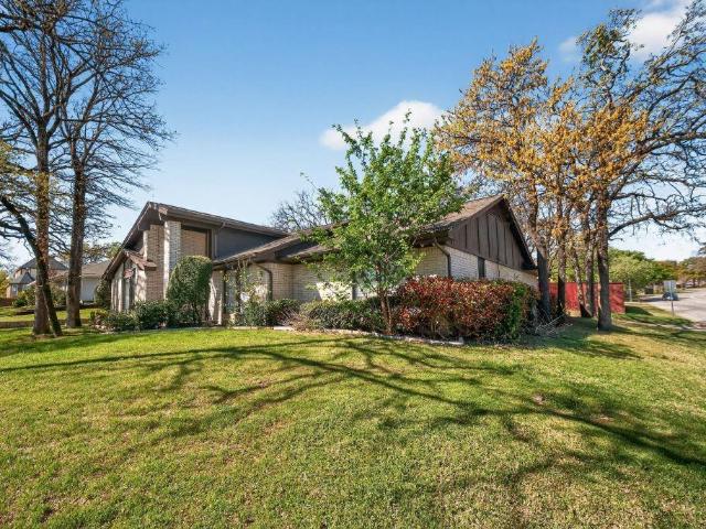 House for sale in Fort Worth, Tarrant County