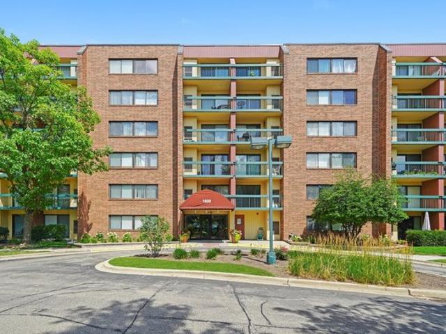 Condo for sale in Hoffman Estates, Illinois