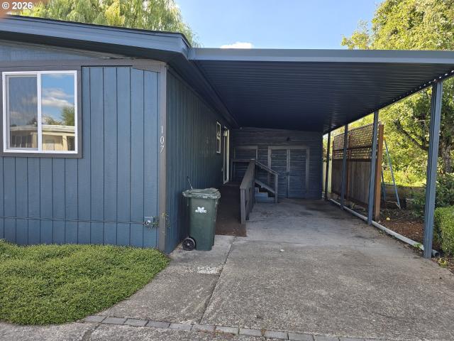 House for sale in Eugene, Lane County