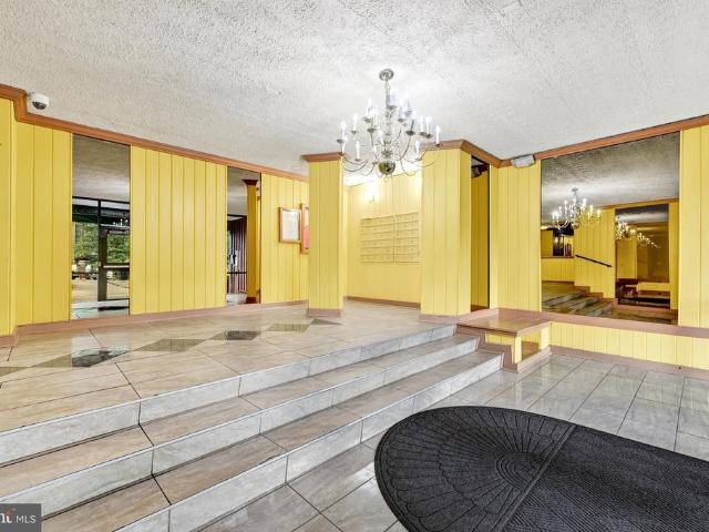 Condo for sale in Avenel, Adelphi