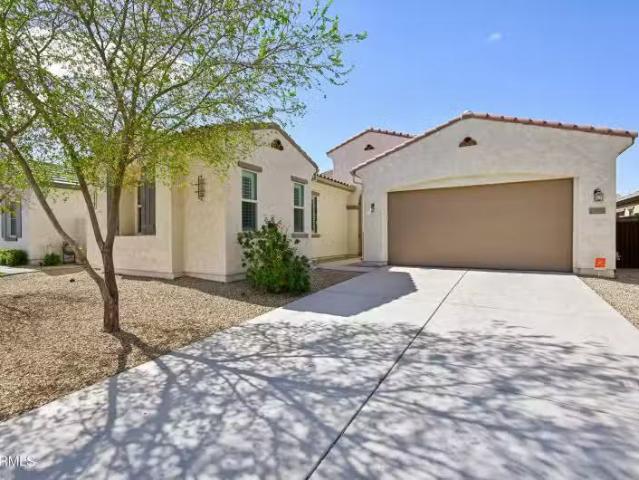 House for sale in Goodyear