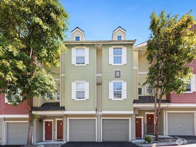 Townhouse for sale in Renton, Washington