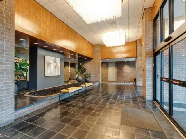 Condo for sale in Virginia