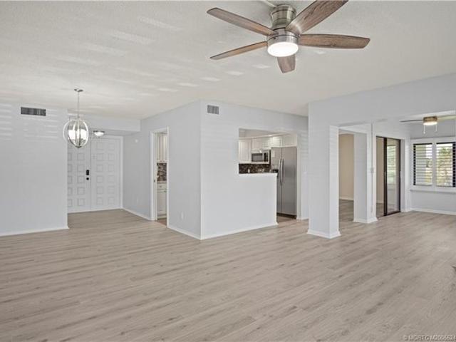 Condo for sale in Stuart, Florida
