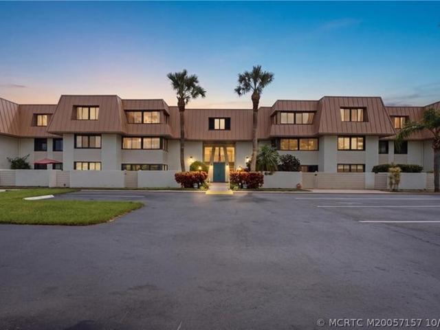 Condo for sale in Stuart, Martin County