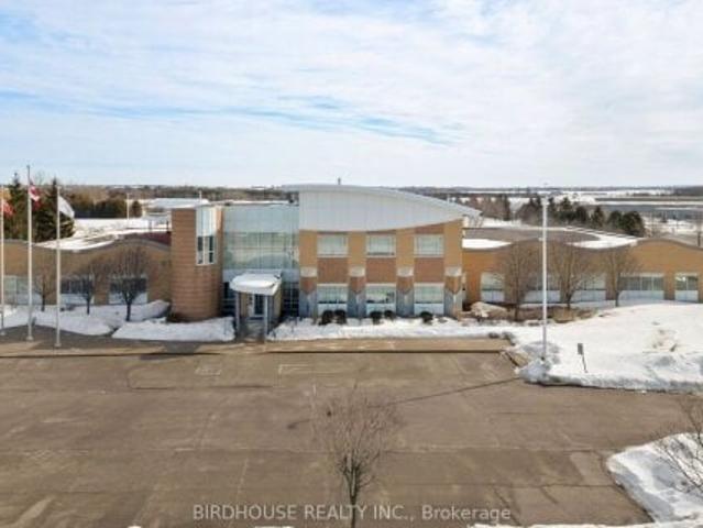 Office for rent in Kawartha Lakes, Ontario