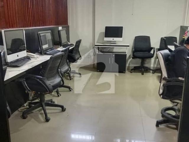 Office for rent in لاہور, لاہور ڈویژن