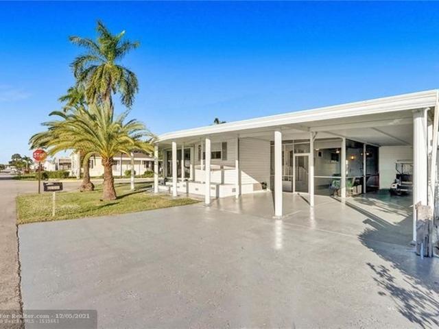 House for sale in Davie, Florida