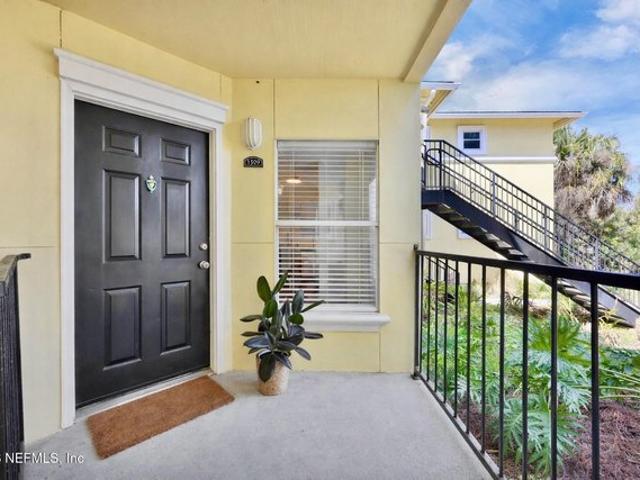Condo for sale in Jacksonville Beach, Florida