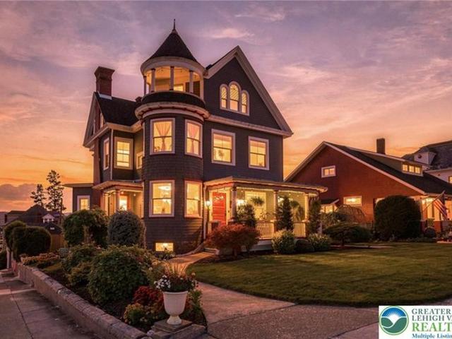 House for sale in Easton, Northampton County
