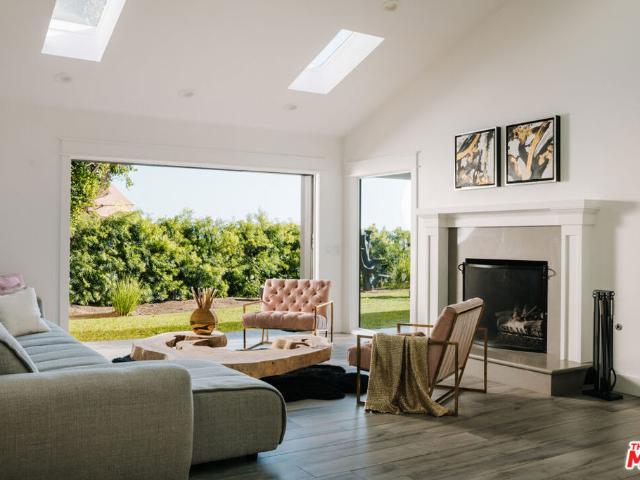 Property for rent in Canoga Park, California