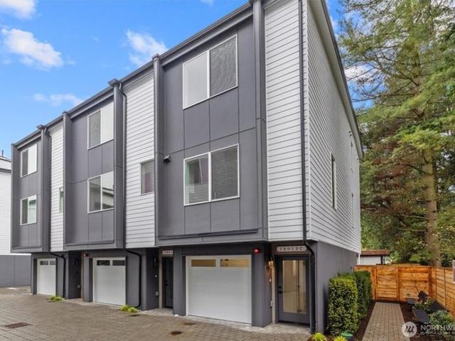 Townhouse for sale in Shoreline, Washington