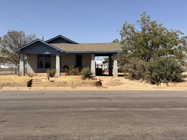 House for sale in Snyder, Scurry County