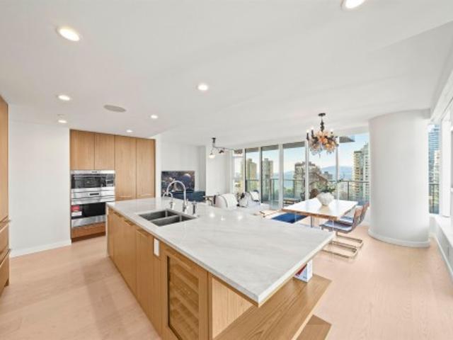 Property for sale in Downtown, Vancouver