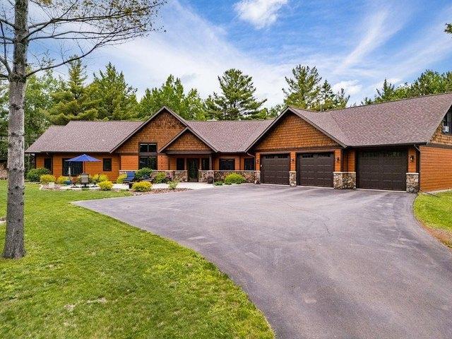 House for sale in Two Harbors, Minnesota
