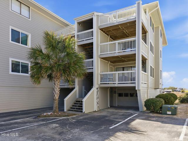 Condo for sale in Carolina Beach, North Carolina