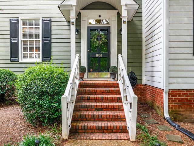 Townhouse for sale in Thorpshire Farm, Raleigh