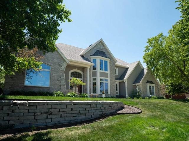 House for sale in Hartland, Wisconsin