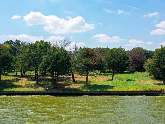 Land for sale in Kemp, Texas