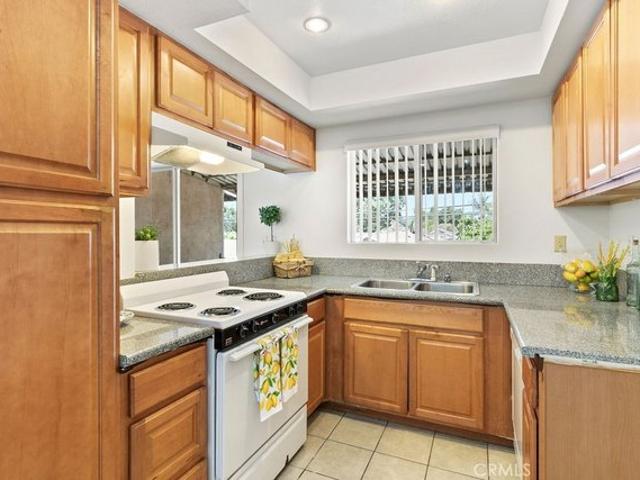 Condo for sale in Santa Ana, California