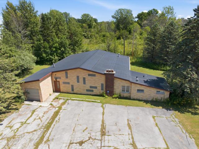 Commercial for sale in Manitowoc, Wisconsin