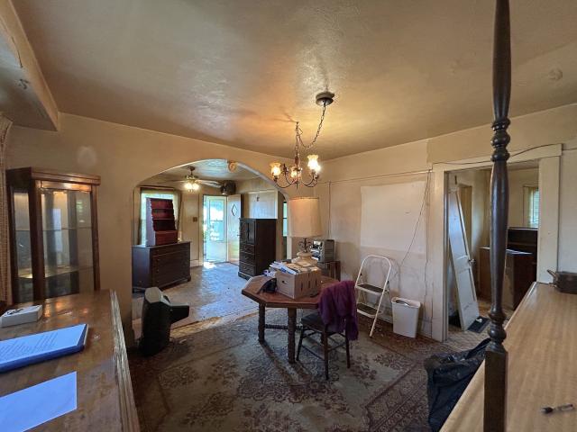 House for sale in Pekin, Illinois