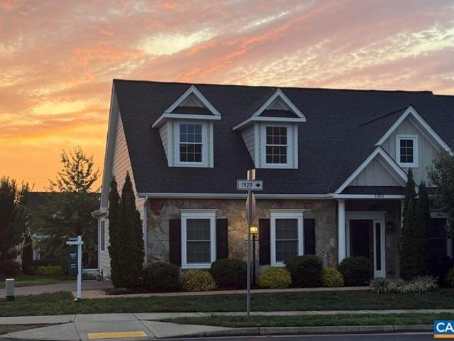 Townhouse for sale in Virginia